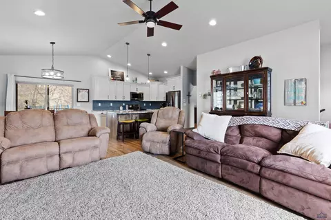 14358 Wolf Creek Ct, Summerset, SD 57769 photo 6