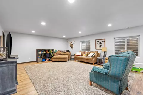 14358 Wolf Creek Ct, Summerset, SD 57769 photo 28