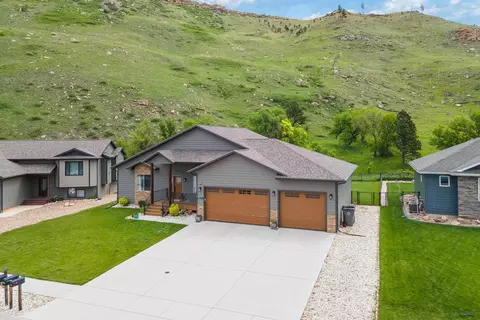 14358 Wolf Creek Ct, Summerset, SD 57769 photo 3