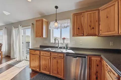 375 Big Badger Dr, Box Elder, SD 57719 photo 9