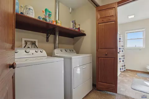 375 Big Badger Dr, Box Elder, SD 57719 photo 27