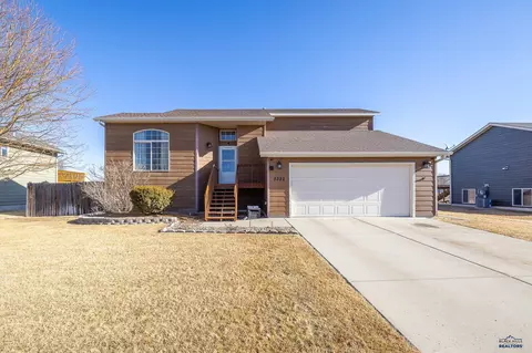 5322 Williams St, Rapid City, SD 57703
