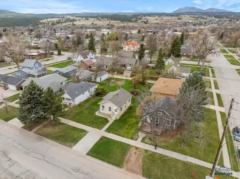 835 N 10th St, Spearfish, SD 57783 photo 23