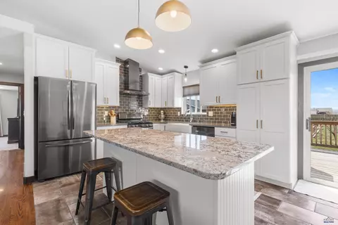 22761 Pickarts Ln, Box Elder, SD 57719 photo 7