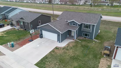 663 Boswell Blvd, Box Elder, SD 57719 photo 4