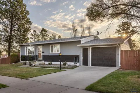 1412 Milwaukee, Rapid City, SD 57701