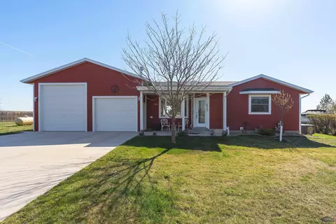623 Elm Ct, Box Elder, SD 57719 photo 1