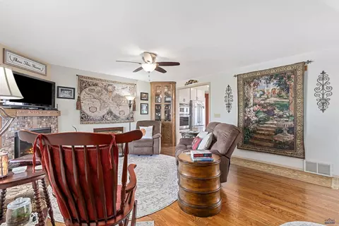 623 Elm Ct, Box Elder, SD 57719 photo 5
