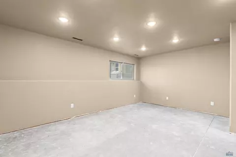 502 Ballista Blvd, Box Elder, SD 57719 photo 16