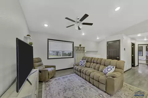 560 Mace Dr, Box Elder, SD 57719 photo 6
