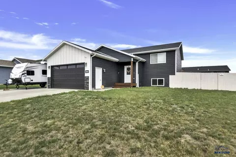 560 Mace Dr, Box Elder, SD 57719 photo 25