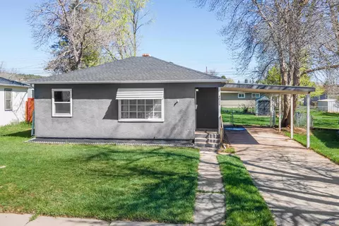 4028 Pleasant Dr, Rapid City, SD 57702