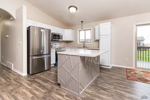 632 Vector Ct, Box Elder, SD 57719 photo 10