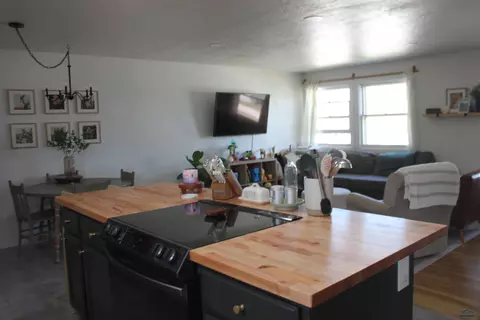 800 Stanley, Belle Fourche, SD 57717 photo 8