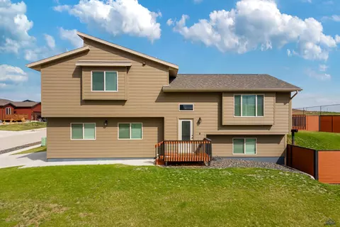 1583 Healing Way, Rapid City, SD 57701