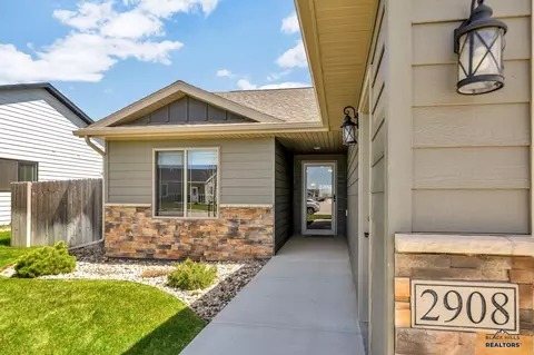2908 Elderberry Blvd, Rapid City, SD 57703