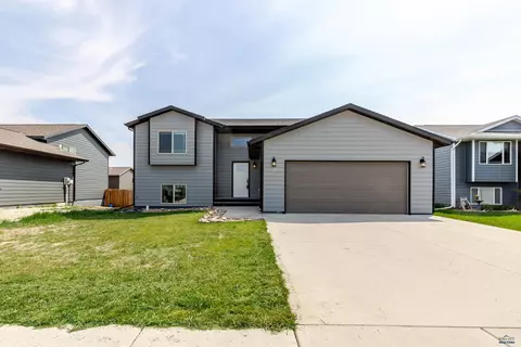 628 Boswell Blvd, Box Elder, SD 57719 photo 2