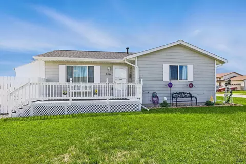 3511 Remington Rd, Rapid City, SD 57703