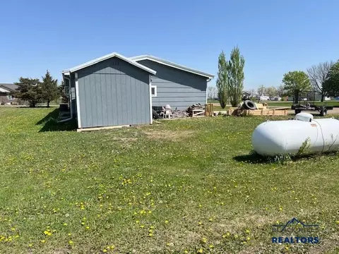 211 Other #EAST ROAD, Plankinton, SD 57368 photo 2