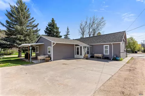 819 Sly St, Sturgis, SD 57785 photo 3