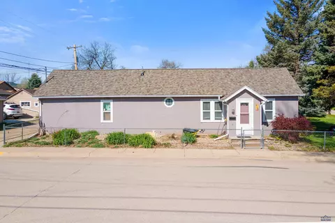 819 Sly St, Sturgis, SD 57785 photo 1