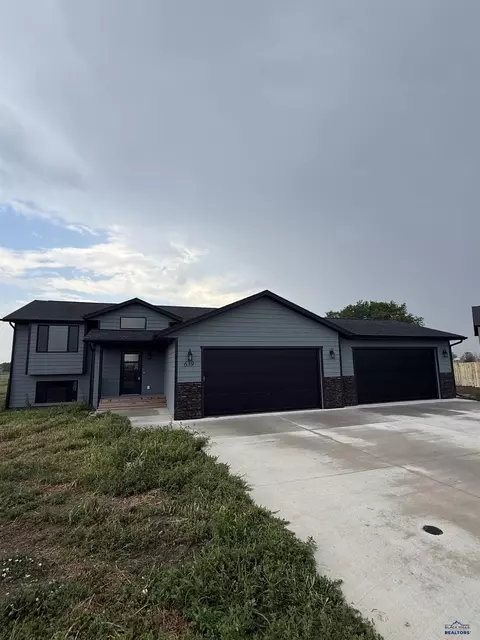 639 Eagle Ct, Box Elder, SD 57719