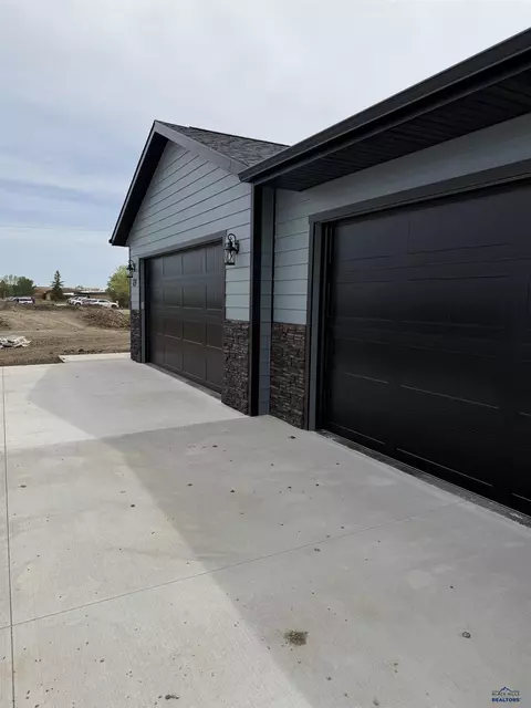 639 Eagle Ct, Box Elder, SD 57719 photo 32
