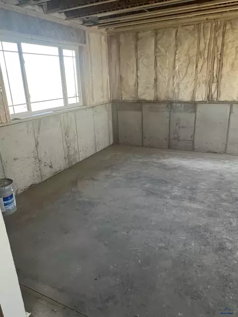 639 Eagle Ct, Box Elder, SD 57719 photo 23