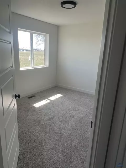 639 Eagle Ct, Box Elder, SD 57719 photo 10