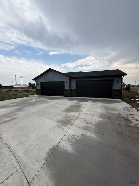 639 Eagle Ct, Box Elder, SD 57719 photo 33