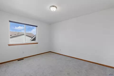 573 Plover Dr, Box Elder, SD 57719 photo 25