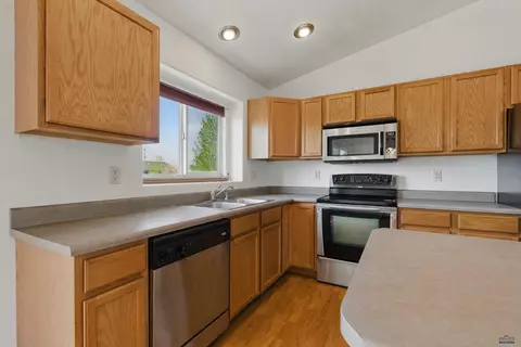 573 Plover Dr, Box Elder, SD 57719 photo 14