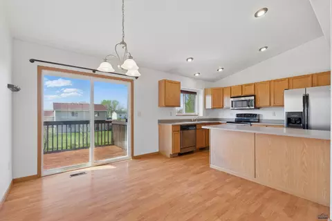 573 Plover Dr, Box Elder, SD 57719 photo 18