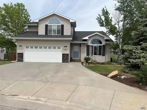 6801 Edinborough Ct, Rapid City, SD 57702