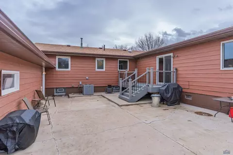 2030 12th Ave, Belle Fourche, SD 57717 photo 33