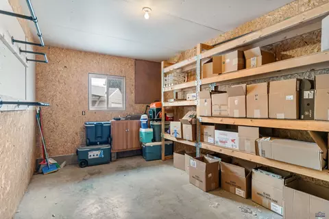 2030 12th Ave, Belle Fourche, SD 57717 photo 21