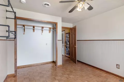 2030 12th Ave, Belle Fourche, SD 57717 photo 18