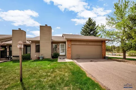 4801 Prairie Rose Pl, Rapid City, SD 57702