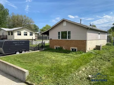 1220 Shephard St, Sturgis, SD 57785