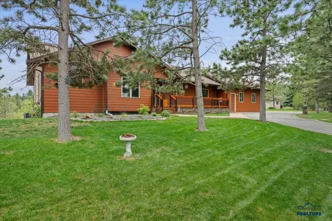 20254 Ponderosa Dr, Whitewood, SD 57793