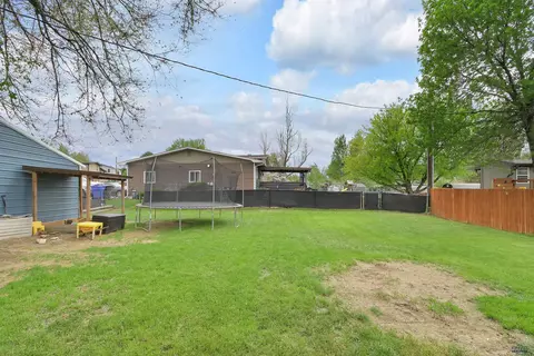 712 Stanley, Belle Fourche, SD 57717 photo 31