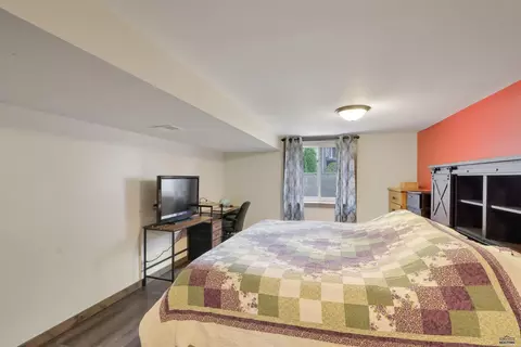 712 Stanley, Belle Fourche, SD 57717 photo 25