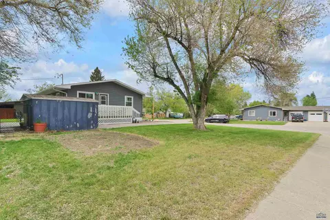 712 Stanley, Belle Fourche, SD 57717 photo 33