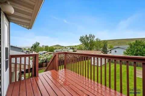 720 S 32nd, Spearfish, SD 57783 photo 21