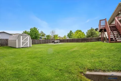 720 S 32nd, Spearfish, SD 57783 photo 2