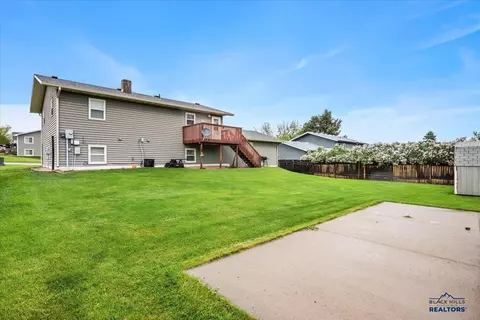720 S 32nd, Spearfish, SD 57783 photo 4