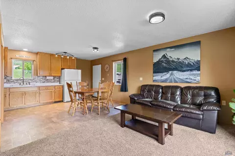 1523 Hope St, Sturgis, SD 57785 photo 5