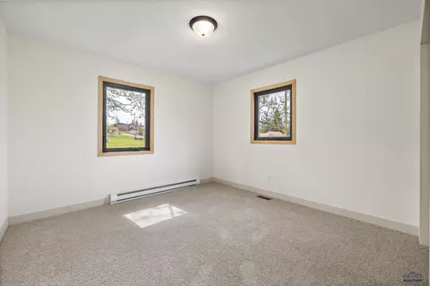 248 S 10th St, Custer, SD 57730 photo 12