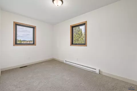 248 S 10th St, Custer, SD 57730 photo 10