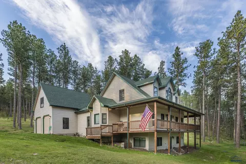 7410 Pinewood Ct, Rapid City, SD 57702